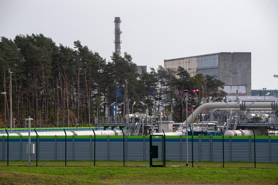 El gas se dispara más de un 60% tras el ataque de Rusia a Ucrania