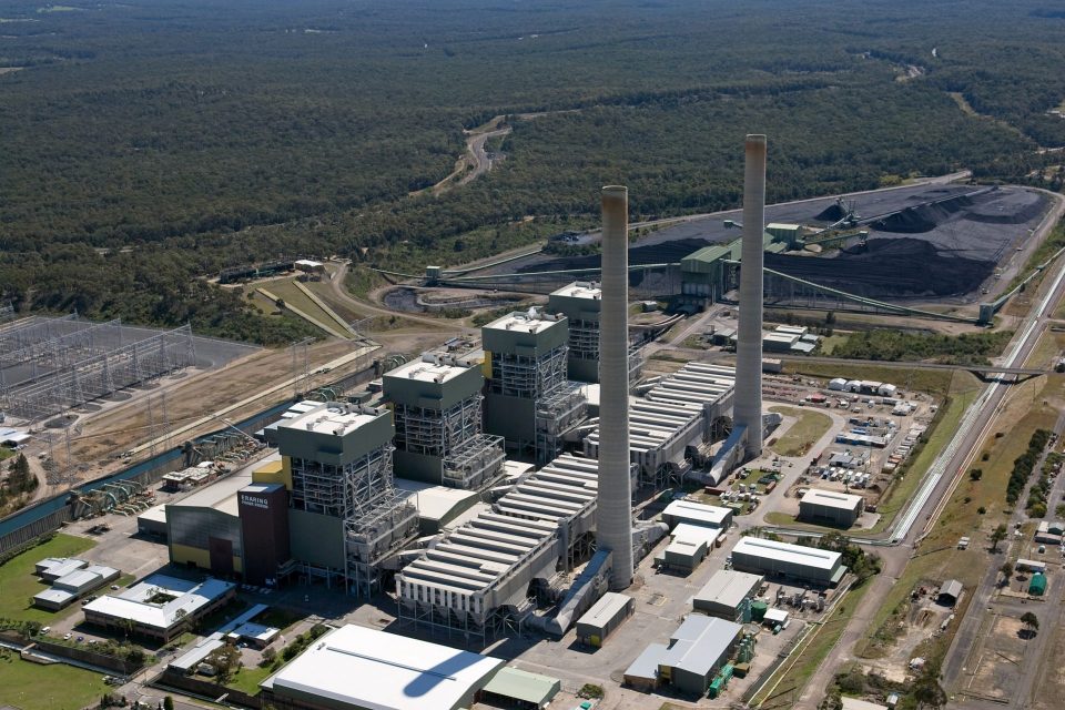Origin Energy cerrará en 2025 la mayor central térmica de carbón de Australia y construirá la batería más grande del hemisferio sur